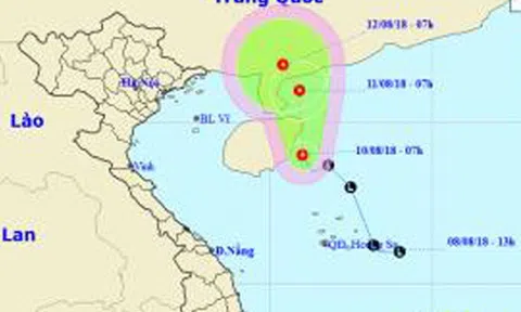 Dự báo thời tiết 10/8: Mưa dông rải rác trên cả nước, Nam Bộ khả năng xảy ra lốc tố